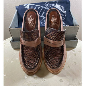 Mint Condition FreeBird by Stephen “Collins” Mules size 7 in Blush Multi color